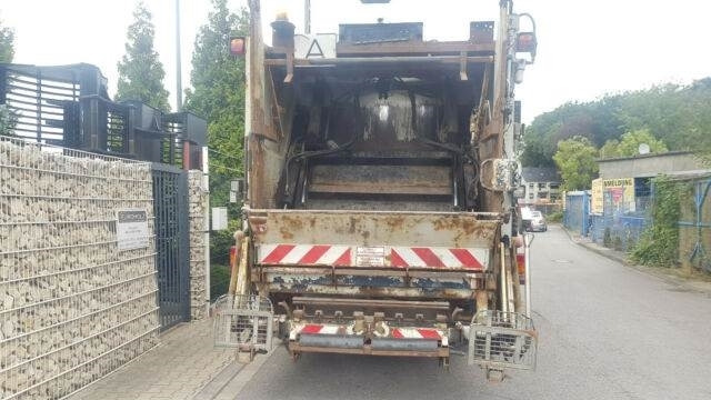 MAN Müllwagen 28.320 Klima Kamera Lenkachse - Autogunoiere: Foto 3 MAN Müllwagen 28.320 Klima Kamera Lenkachse - Autogunoiere: Foto 3