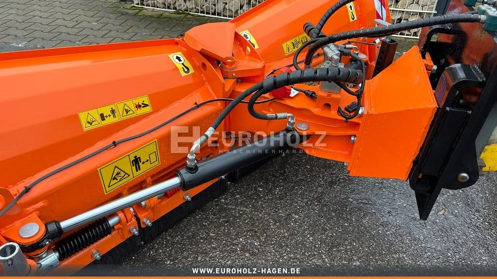Schneepflug Schneeschild Vario 4-Wege PUV-2000M - Plug zapada pentru Utilaje agricole: Foto 4 Schneepflug Schneeschild Vario 4-Wege PUV-2000M - Plug zapada pentru Utilaje agricole: Foto 4