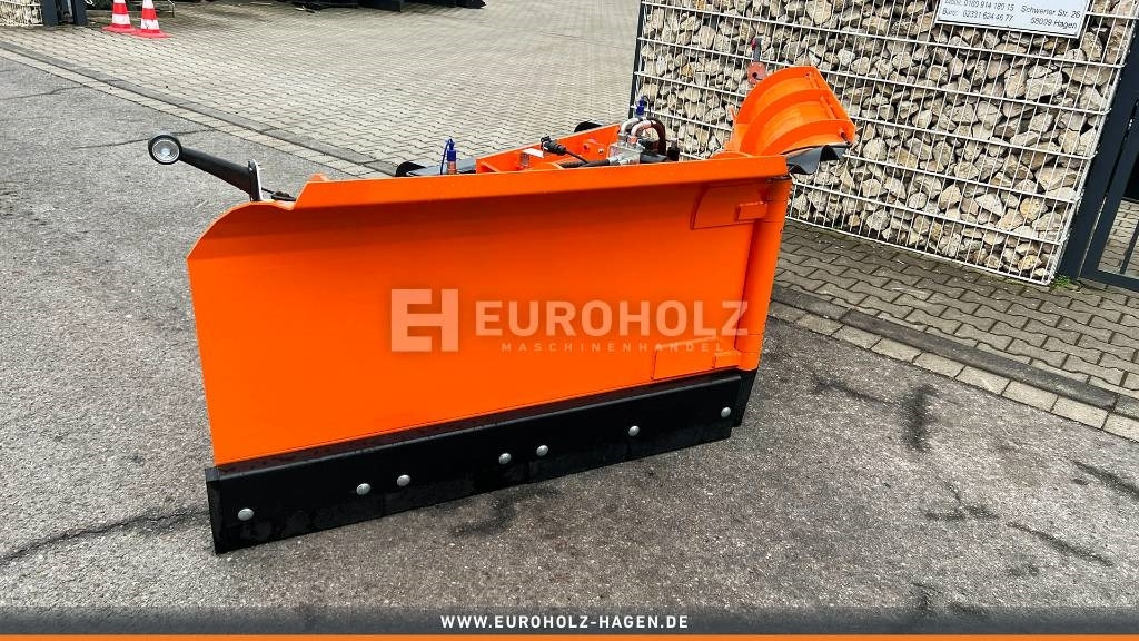 Schneepflug Schneeschild für Radlader WackerNeuson - Plug zapada pentru Utilaje agricole: Foto 1 Schneepflug Schneeschild für Radlader WackerNeuson - Plug zapada pentru Utilaje agricole: Foto 1