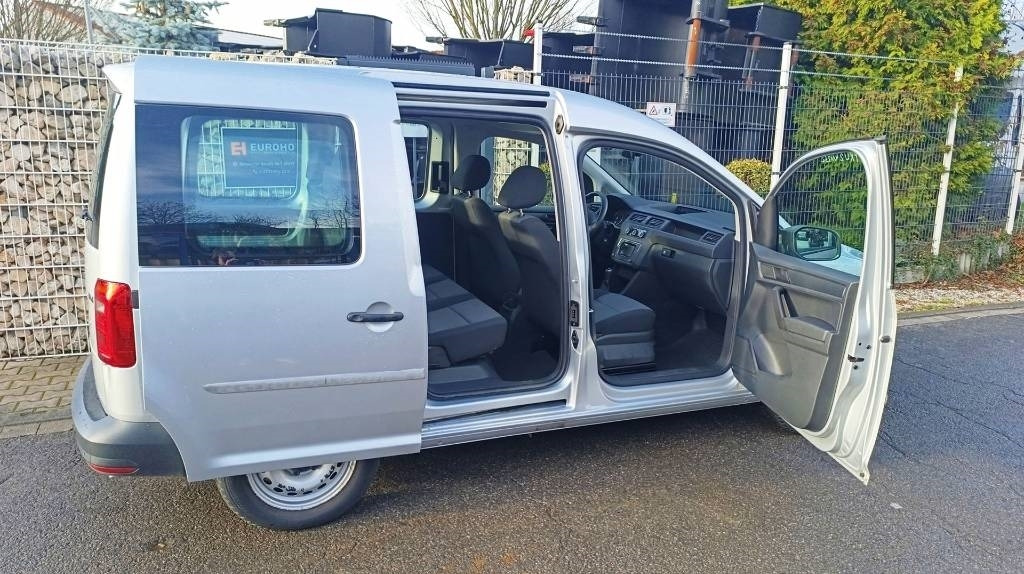 Volkswagen Caddy 2.0 TDI, Klima, Licht- und Regensensor, PDC - Automobil: Foto 2 Volkswagen Caddy 2.0 TDI, Klima, Licht- und Regensensor, PDC - Automobil: Foto 2