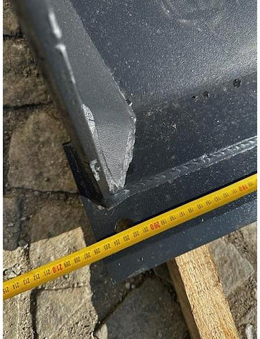 Big Volumenschaufel 200 cm mit JCB 520-50 Aufnahme - Cupă: Foto 3 Big Volumenschaufel 200 cm mit JCB 520-50 Aufnahme - Cupă: Foto 3