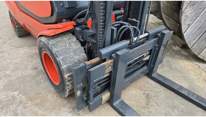 Linde H35D Stapler - Transpalet la mare înălţime: Foto 4 Linde H35D Stapler - Transpalet la mare înălţime: Foto 4