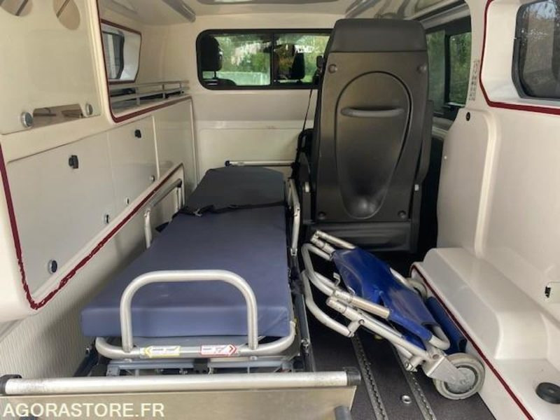AMBULANCE FIAT TALENTO L1H1 120 CV - 2019 - 121 000km - Ambulanță: Foto 3 AMBULANCE FIAT TALENTO L1H1 120 CV - 2019 - 121 000km - Ambulanță: Foto 3
