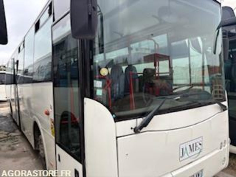 AUTOCAR | FAST JUMBO | 2011 | 260000KM - Autobuz școlar: Foto 3 AUTOCAR | FAST JUMBO | 2011 | 260000KM - Autobuz școlar: Foto 3