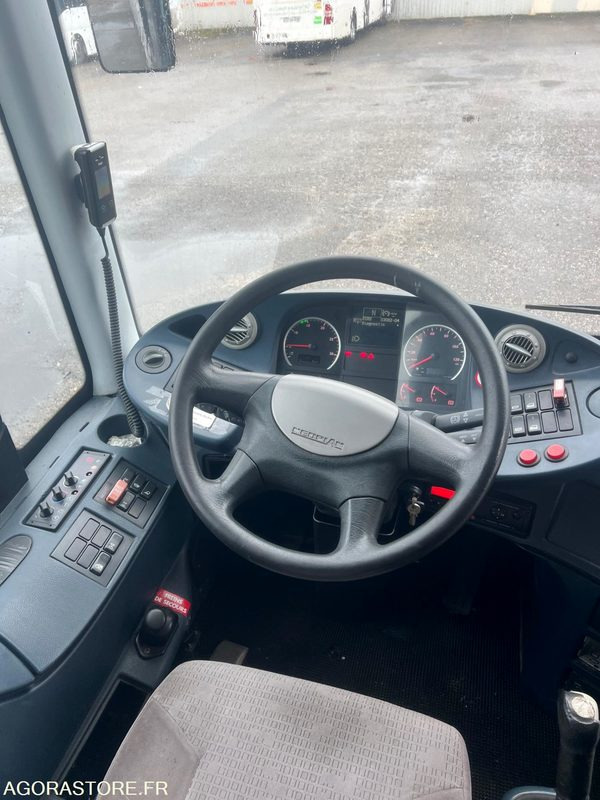 Autocar NEOPLAN Trendliner Type : N3516C - 2006 - 550 00KM - Autocar: Foto 4 Autocar NEOPLAN Trendliner Type : N3516C - 2006 - 550 00KM - Autocar: Foto 4