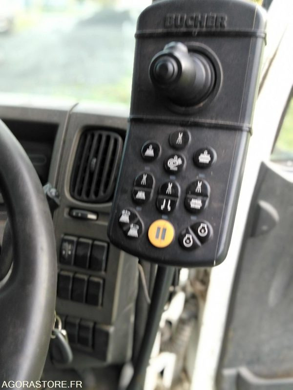 BALAYEUSE DM-075-AD - Măturătoare stradală: Foto 5 BALAYEUSE DM-075-AD - Măturătoare stradală: Foto 5