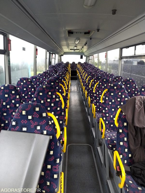 BUS MERCEDES INTOURO ME 926 - Autobuz școlar: Foto 4 BUS MERCEDES INTOURO ME 926 - Autobuz școlar: Foto 4