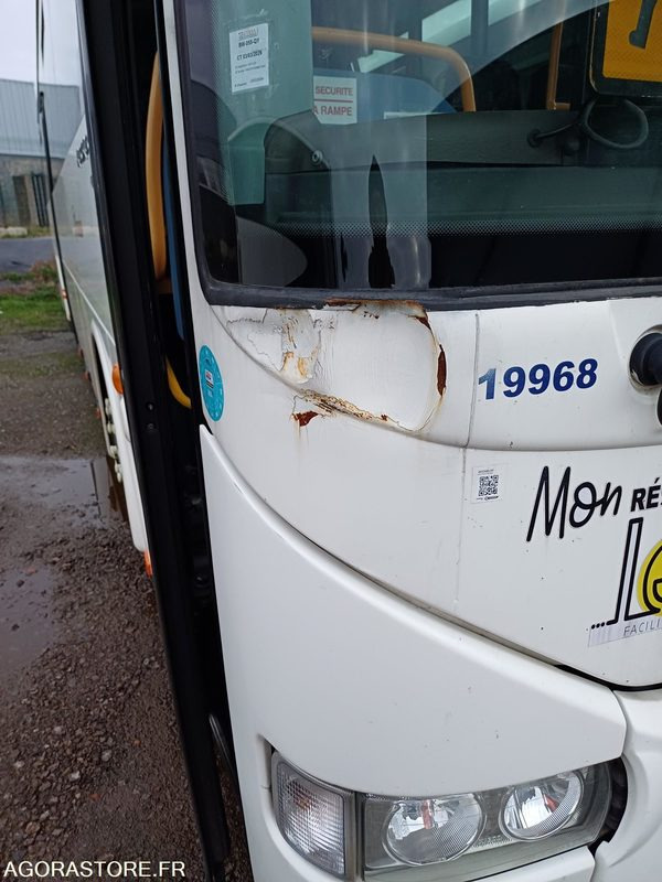 CAR IRISBUS RECREO - PARC 19968 - MEC 2011/468 000KM/ BW-055-QY - Autobuz școlar: Foto 2 CAR IRISBUS RECREO - PARC 19968 - MEC 2011/468 000KM/ BW-055-QY - Autobuz școlar: Foto 2