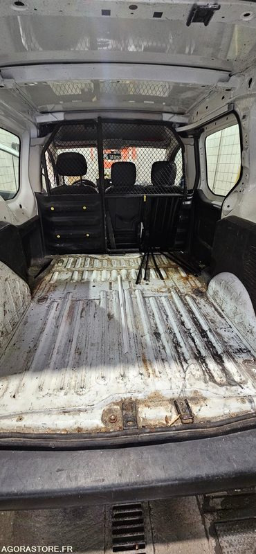 CITROEN BERLINGO ED119VR - Autoutilitară compactă: Foto 4 CITROEN BERLINGO ED119VR - Autoutilitară compactă: Foto 4