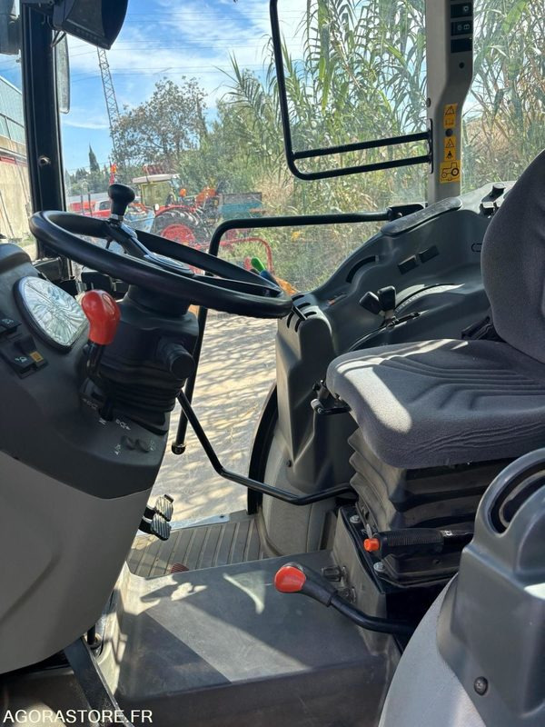 CLAAS NEXOS 220VL - 1900H - 2019 - Tractor agricol: Foto 3 CLAAS NEXOS 220VL - 1900H - 2019 - Tractor agricol: Foto 3