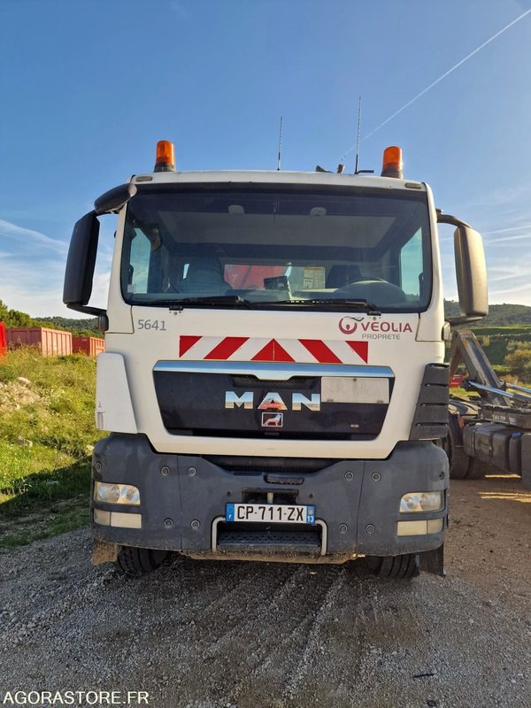 PORTEUR MOVI GRUE MAN 26T 6X4 GUIMA de 2013 - 167 500 km (R32296) - Camion: Foto 1 PORTEUR MOVI GRUE MAN 26T 6X4 GUIMA de 2013 - 167 500 km (R32296) - Camion: Foto 1