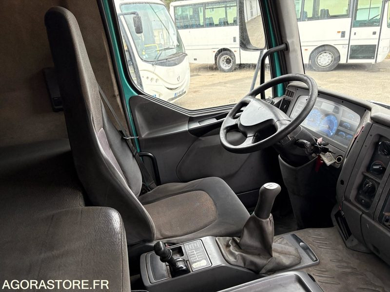 TRACTEUR RENAULT 420 DCI - Cap tractor: Foto 5 TRACTEUR RENAULT 420 DCI - Cap tractor: Foto 5