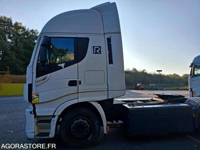 Tracteur Iveco Stralis AS440S40T/P CNG - 2018 - 610000 kms (41409) - Cap tractor: Foto 3 Tracteur Iveco Stralis AS440S40T/P CNG - 2018 - 610000 kms (41409) - Cap tractor: Foto 3