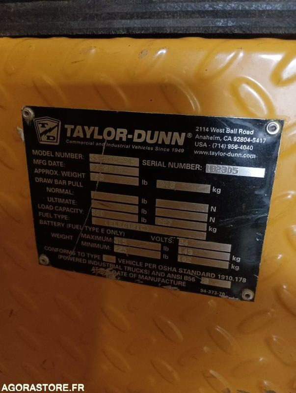 Chariot électrique TAYLOR DUNN - Bon état - 2010 - Tractor electric: Foto 4 Chariot électrique TAYLOR DUNN - Bon état - 2010 - Tractor electric: Foto 4