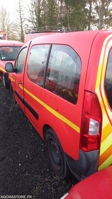 Citroën - BERLINGO - 2009 - 210787KMS - 946CAY57 - Autoutilitară compactă: Foto 4 Citroën - BERLINGO - 2009 - 210787KMS - 946CAY57 - Autoutilitară compactă: Foto 4