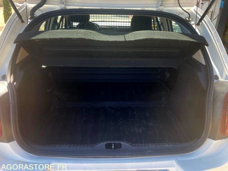 Citroën C3 société blue HDI 100 BVM6 FEEL NAV - Automobil: Foto 5 Citroën C3 société blue HDI 100 BVM6 FEEL NAV - Automobil: Foto 5