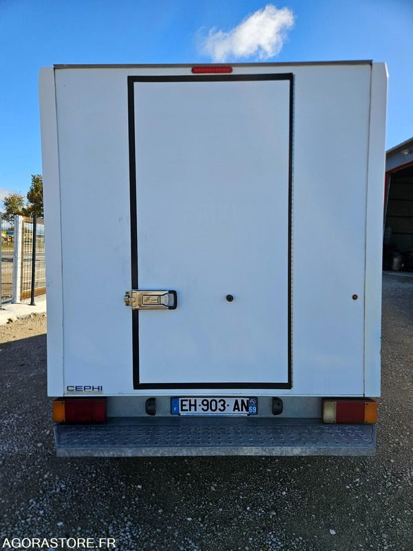 FIAT SCUDO 2.0 130 CAISSE FRIGORIFIQUE FRCX 3 PLACES - Autoutilitară frigorifica: Foto 5 FIAT SCUDO 2.0 130 CAISSE FRIGORIFIQUE FRCX 3 PLACES - Autoutilitară frigorifica: Foto 5