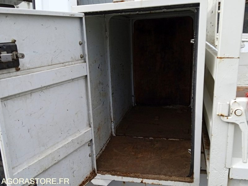 FORD TRANSIT BENNE ET COFFRE - 115cv BV Méca - Année 2008 - 147000kms - Autoutilitară basculantă: Foto 5 FORD TRANSIT BENNE ET COFFRE - 115cv BV Méca - Année 2008 - 147000kms - Autoutilitară basculantă: Foto 5