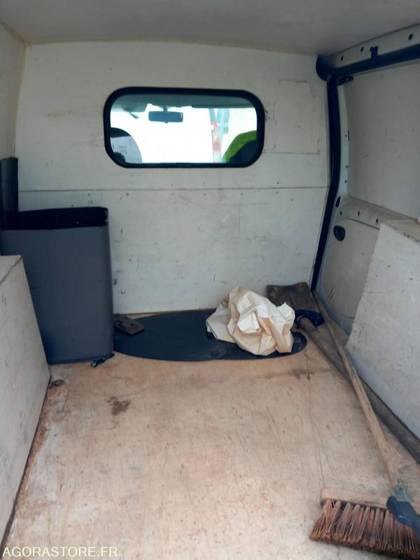 Fiat Dobblo - DL113JL - Autoutilitară compactă: Foto 4 Fiat Dobblo - DL113JL - Autoutilitară compactă: Foto 4