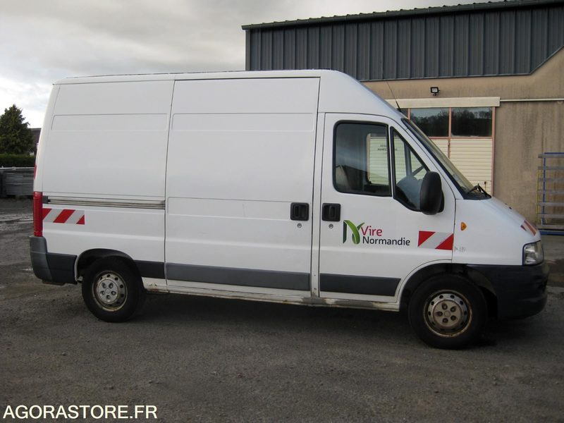 Fiat Ducato - Dubă: Foto 1 Fiat Ducato - Dubă: Foto 1