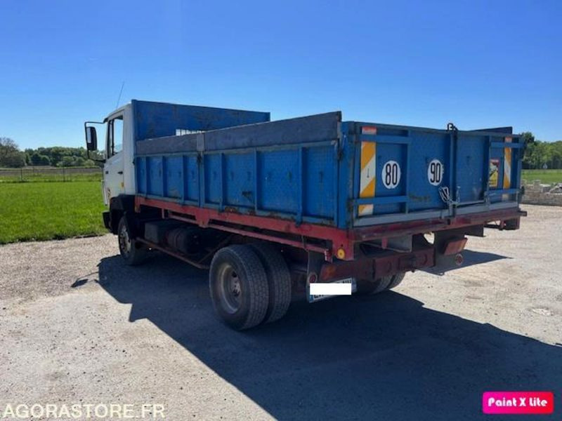 MERCEDES 809 D BENNE 7T5 - 1990 - 186 490km NOMBREUX TRAVAUX EFFECTUES/FACTURES - Autoutilitară basculantă: Foto 2 MERCEDES 809 D BENNE 7T5 - 1990 - 186 490km NOMBREUX TRAVAUX EFFECTUES/FACTURES - Autoutilitară basculantă: Foto 2