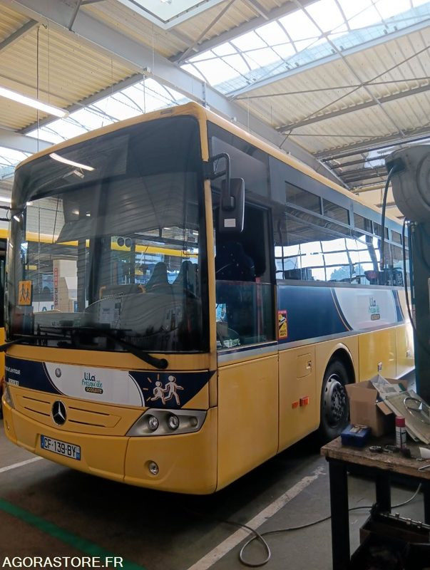MERCEDES INTOURO N°083089 - Autobuz școlar: Foto 5 MERCEDES INTOURO N°083089 - Autobuz școlar: Foto 5