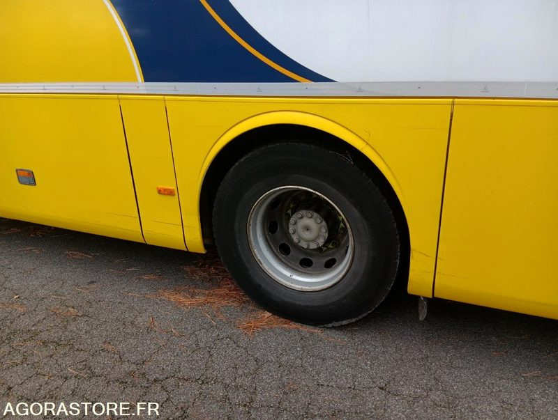 MERCEDES INTOURO N°093084 - Autobuz școlar: Foto 3 MERCEDES INTOURO N°093084 - Autobuz școlar: Foto 3