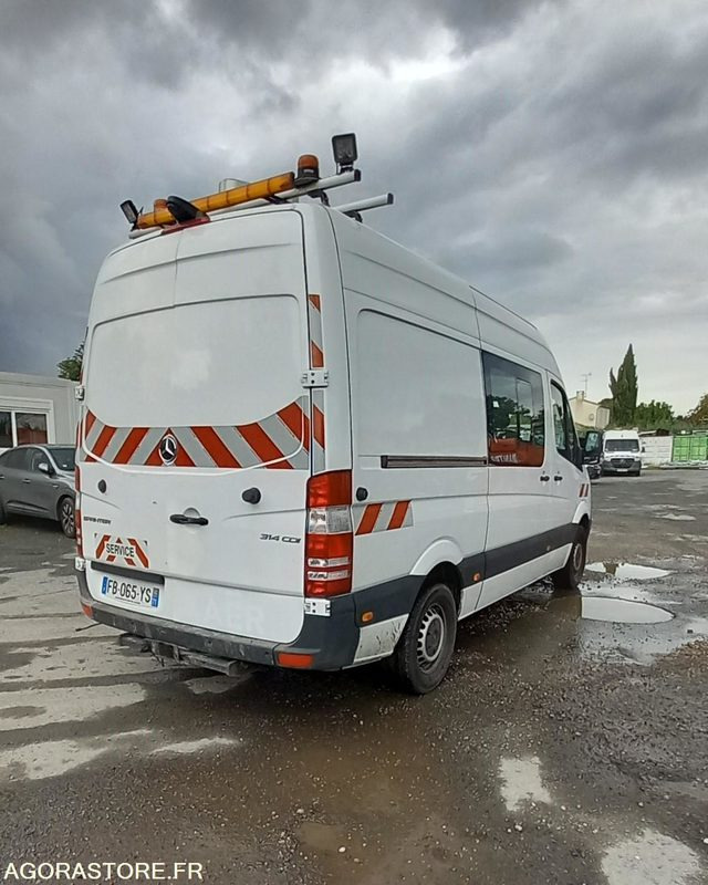 MERCEDES SPRINTER diesel - Année 2018 - 349.100km - Dubă: Foto 4 MERCEDES SPRINTER diesel - Année 2018 - 349.100km - Dubă: Foto 4