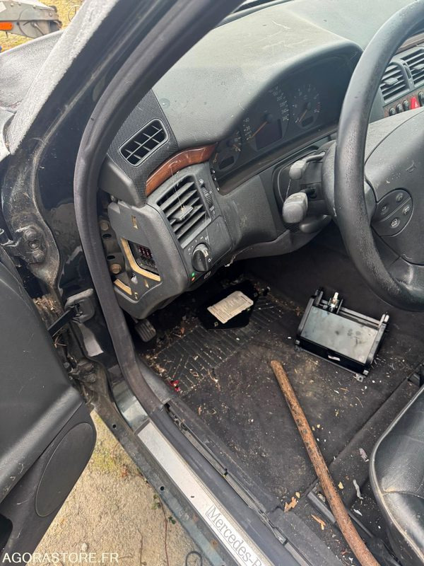 Mercedes classe E - Mașină break: Foto 3 Mercedes classe E - Mașină break: Foto 3