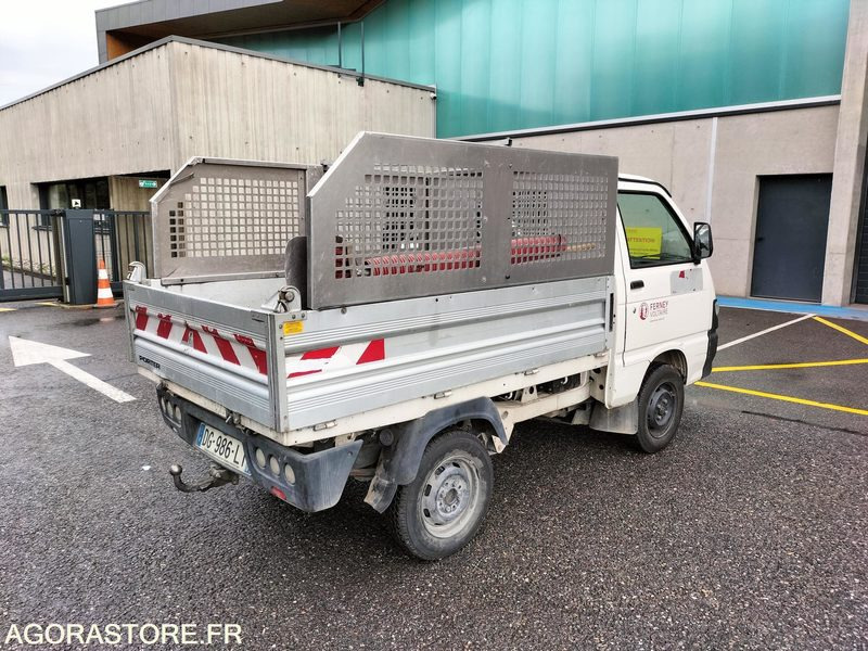 PIAGGIO PORTER - Autoutilitară basculantă: Foto 2 PIAGGIO PORTER - Autoutilitară basculantă: Foto 2