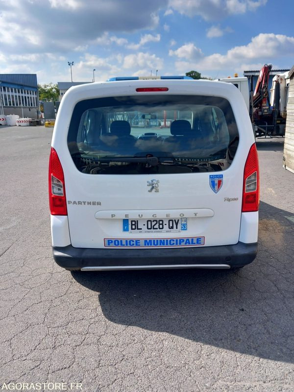 Peugeot Partner BL028QY - Autoutilitară compactă: Foto 5 Peugeot Partner BL028QY - Autoutilitară compactă: Foto 5