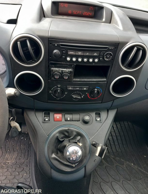 Autoutilitară compactă Peugeot Partner BL028QY: Foto 10 Autoutilitară compactă Peugeot Partner BL028QY: Foto 10