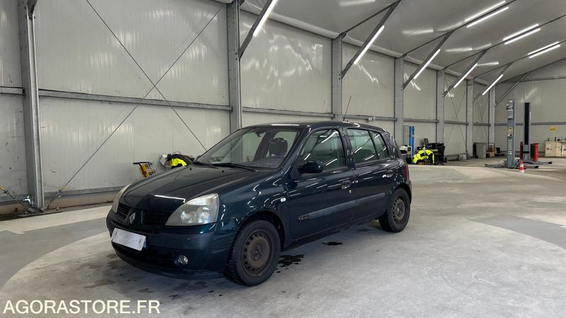 RENAULT-CLIO- 1.4-16V-EXTRÊME-ESSENCE-154073KMS - Automobil: Foto 1 RENAULT-CLIO- 1.4-16V-EXTRÊME-ESSENCE-154073KMS - Automobil: Foto 1