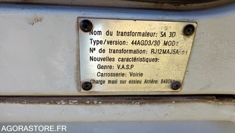 Măturătoare stradală RENAULT MAJOR SCARAB - 2007 - 4730h: Foto 14