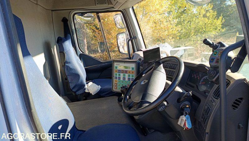 Măturătoare stradală RENAULT MAJOR SCARAB - 2007 - 4730h: Foto 13