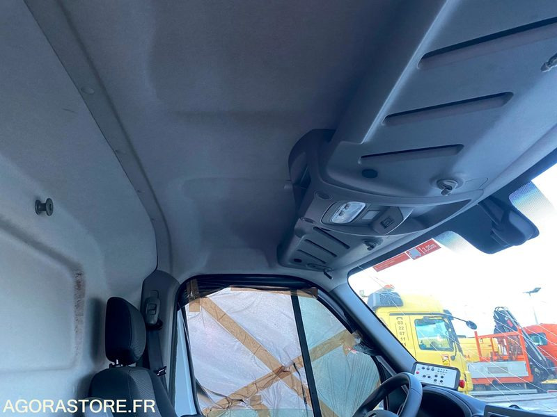 RENAULT MASTER NACELLE - Dubă: Foto 4 RENAULT MASTER NACELLE - Dubă: Foto 4