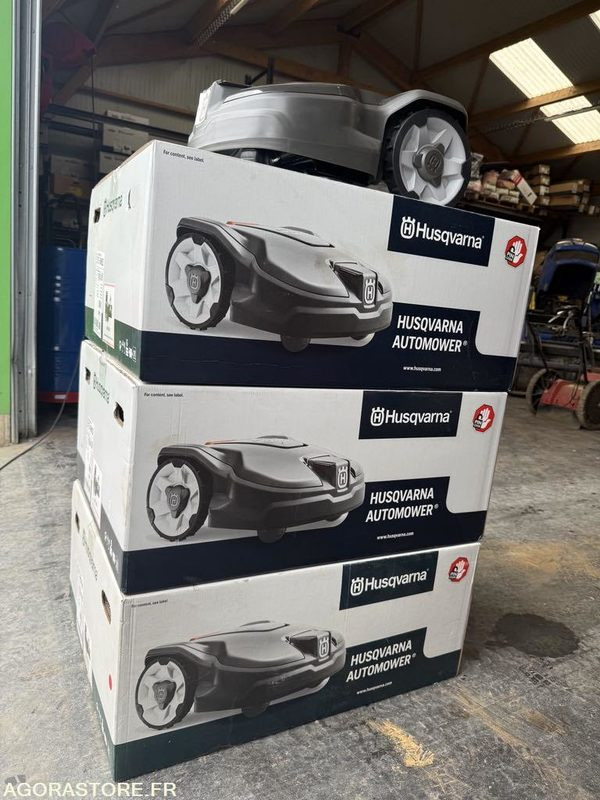 ROBOT de tonte NEUF 305 Husqvarna Unitaire - Maşină de tuns iarba: Foto 4 ROBOT de tonte NEUF 305 Husqvarna Unitaire - Maşină de tuns iarba: Foto 4