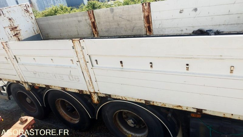 REMORQUE - SAMRO REMORQUE 3ESS PLATEAU - 2004 - BG-713-LR - Remorcă: Foto 2 REMORQUE - SAMRO REMORQUE 3ESS PLATEAU - 2004 - BG-713-LR - Remorcă: Foto 2