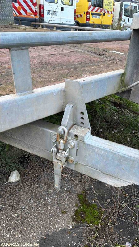 Remorque METAL REM. - 1996 - BC-495-PQ - Remorcă: Foto 4 Remorque METAL REM. - 1996 - BC-495-PQ - Remorcă: Foto 4