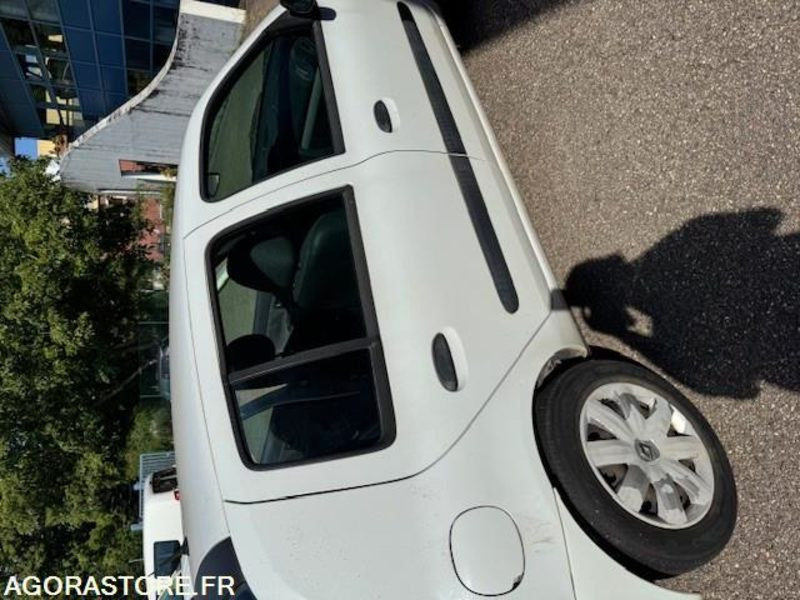 Renault CLIO 2 - Automobil: Foto 3 Renault CLIO 2 - Automobil: Foto 3