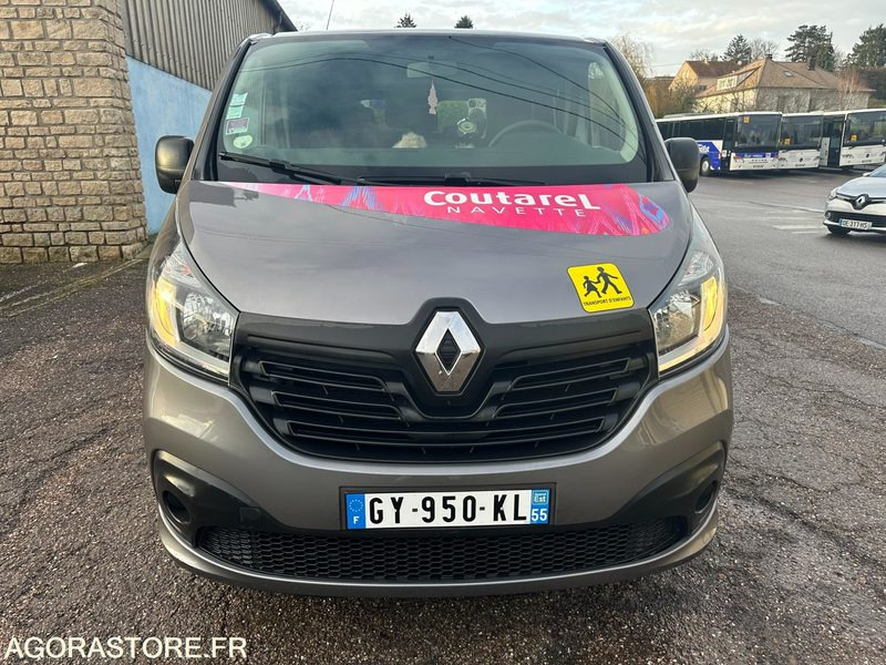 Renault Trafic 9 places / GY-950-KL / 275 557kms - Microbuz, Transport persoane: Foto 2 Renault Trafic 9 places / GY-950-KL / 275 557kms - Microbuz, Transport persoane: Foto 2