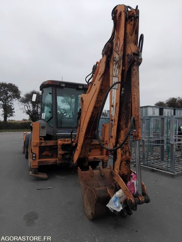 Tractopelle Case 580SR-4PT - Buldoexcavator: Foto 3 Tractopelle Case 580SR-4PT - Buldoexcavator: Foto 3