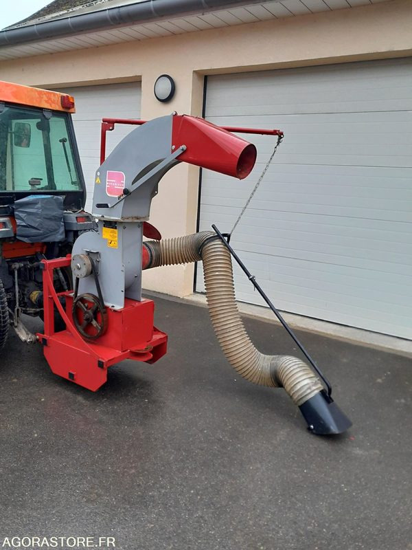 Aspirateur de feuilles - Utilaje agricole: Foto 3 Aspirateur de feuilles - Utilaje agricole: Foto 3