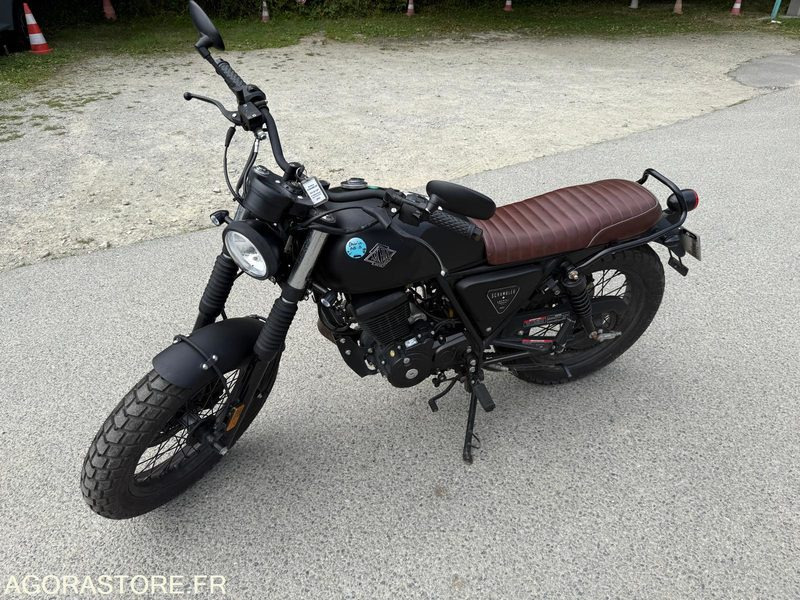 VÉHICULE RÉCUPÉRABLE A QUIBERON - 1 Moto 125cc Scrambler AM64 - Archive - Motocicletă: Foto 1 VÉHICULE RÉCUPÉRABLE A QUIBERON - 1 Moto 125cc Scrambler AM64 - Archive - Motocicletă: Foto 1