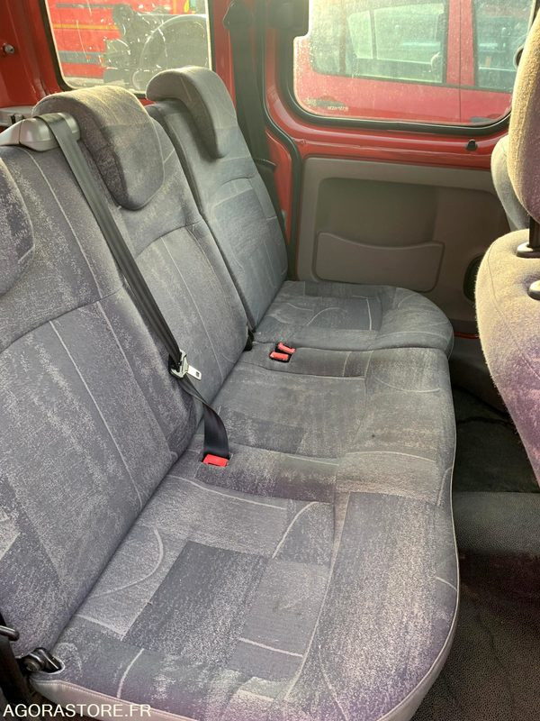 VLR RENAULT KANGOO1 8531XQ76 - Autoutilitară compactă: Foto 5 VLR RENAULT KANGOO1 8531XQ76 - Autoutilitară compactă: Foto 5