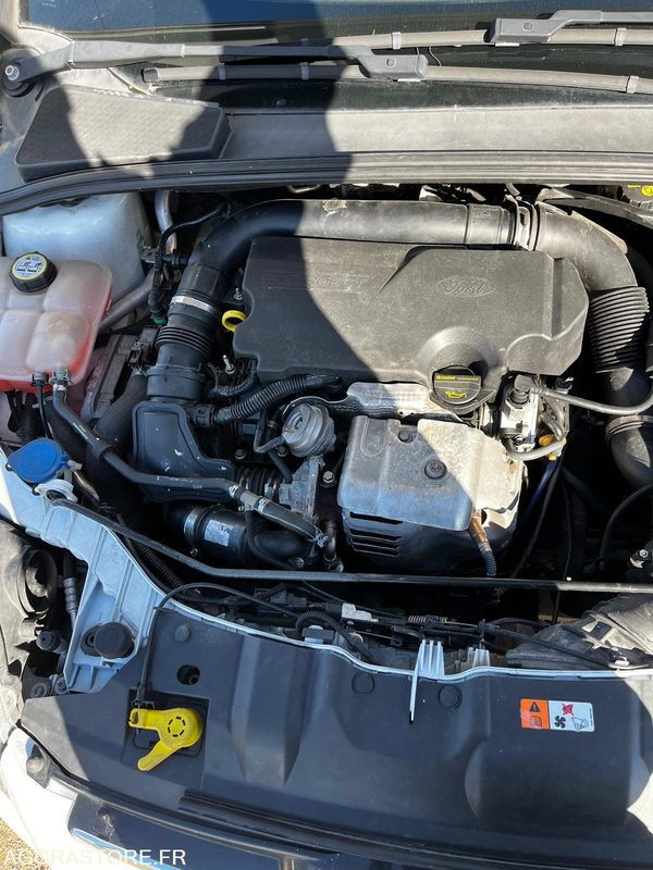 Ford focus 1lecoboost 2013 149000km - Mașină break: Foto 5 Ford focus 1lecoboost 2013 149000km - Mașină break: Foto 5