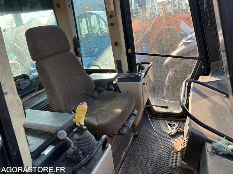 Trax 953c - Încărcător: Foto 3 Trax 953c - Încărcător: Foto 3