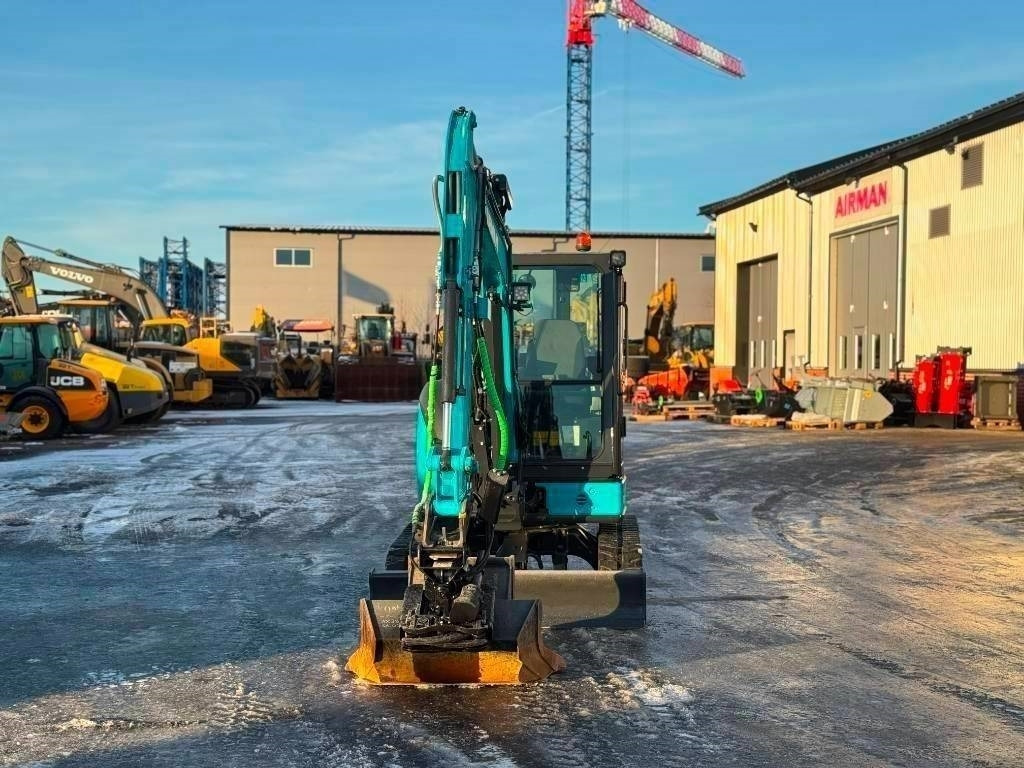 Airman AX 38 U-6 A - Mini excavator: Foto 2 Airman AX 38 U-6 A - Mini excavator: Foto 2