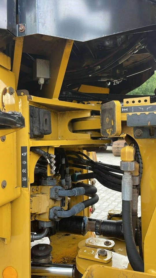 CAT 938M - Încărcător frontal pe pneuri: Foto 4 CAT 938M - Încărcător frontal pe pneuri: Foto 4