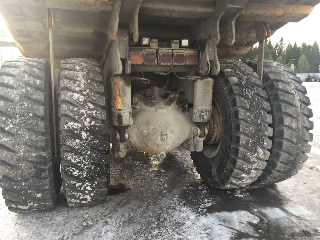 Komatsu HD 405-6 - Camion minier: Foto 5 Komatsu HD 405-6 - Camion minier: Foto 5